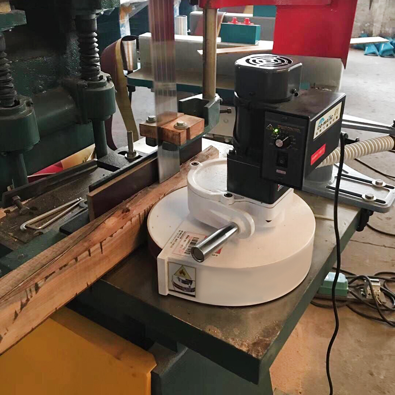Woodworking Jobs - AF10 Band Saw Automatic Wood Feeder,