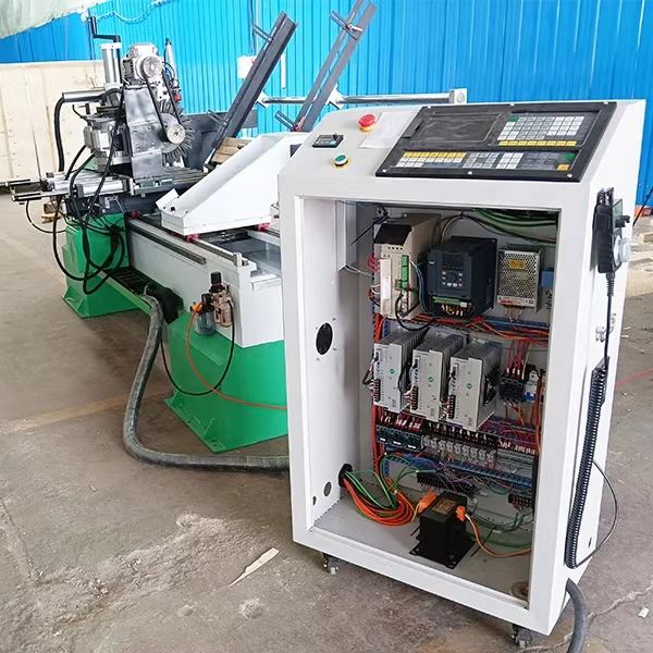 1530 Woodworking Machine  at G - Woodworking Lathe Machine recension och pris